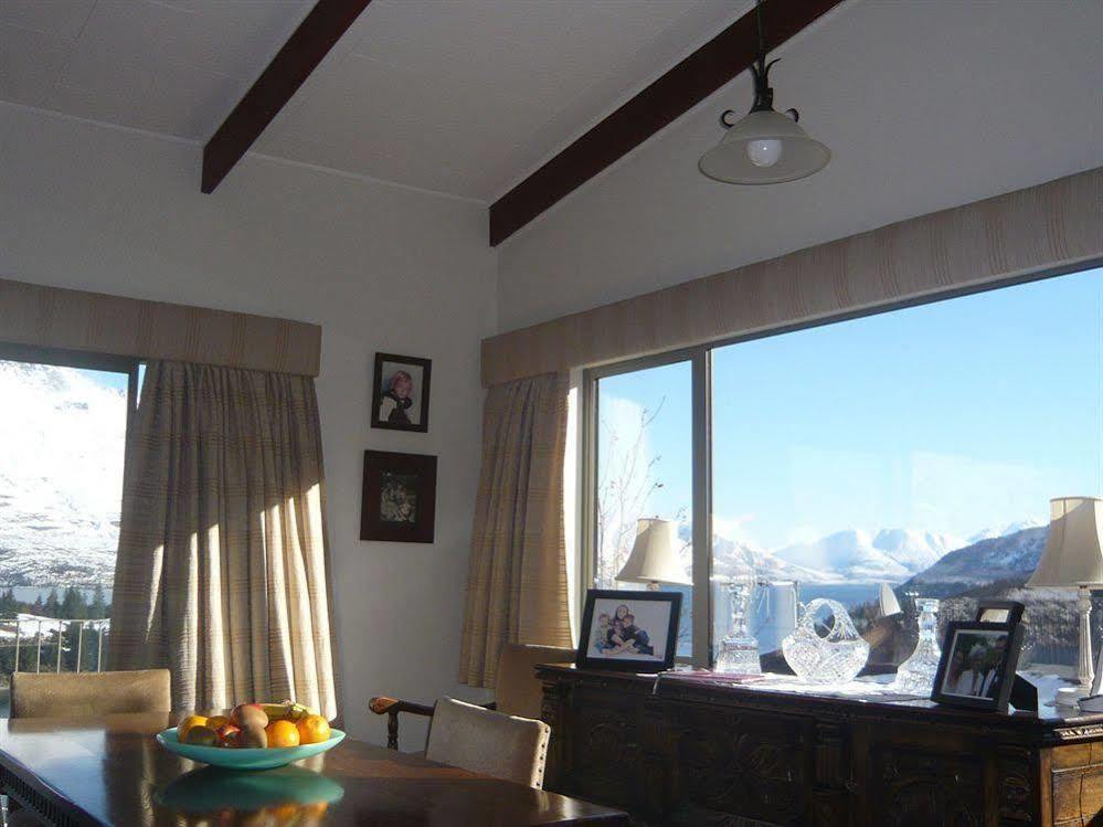 The B & B On The Hill Queenstown Extérieur photo